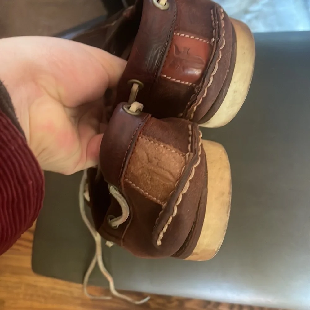 FRYE Sully Leather Boat Shoes